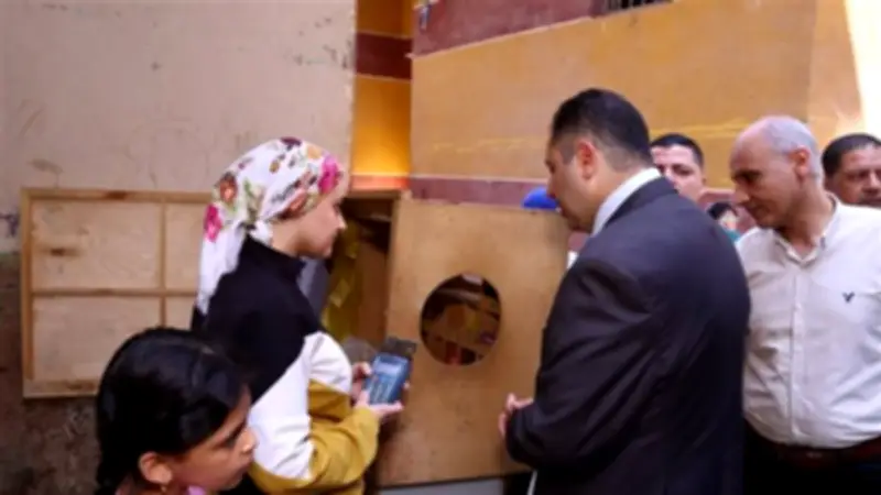 محافظ دمياط يتفاجئ مخابز السرو ويتابع جودة الخبز المدعم