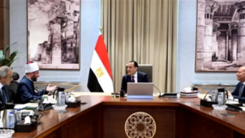 رئيس الوزراء يتابع إعادة إحياء معالم القاهرة الإسلامية والتاريخية