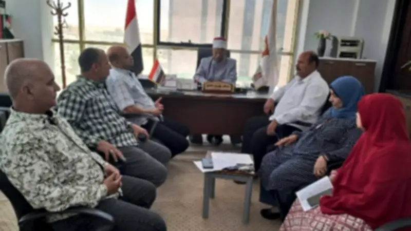 مدير أوقاف الوادي الجديد يجتمع بلجنة الخدمات الإسلامية لبحث خطة العمل