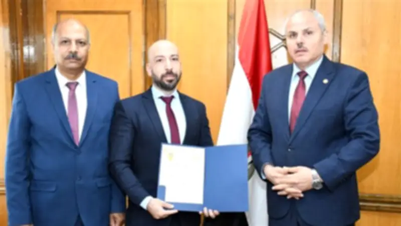 تكليف محمد فكري بوكالة معهد الاستزراع السمكي بجامعة القناة