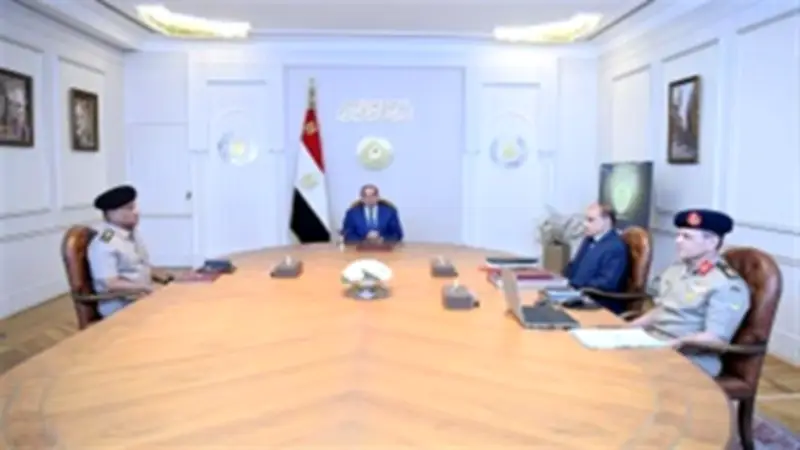 الرئيس السيسي يوجه بسرعة تنفيذ المشروعات القومية بدقة وكفاءة فنية