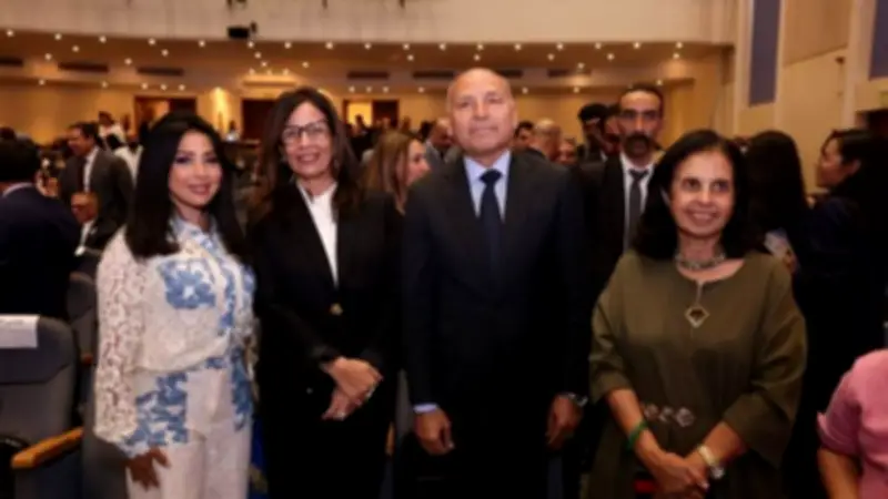وزيرة الثقافة تشارك في احتفال دخول العائلة المقدسة بمصر بالكاتدرائية