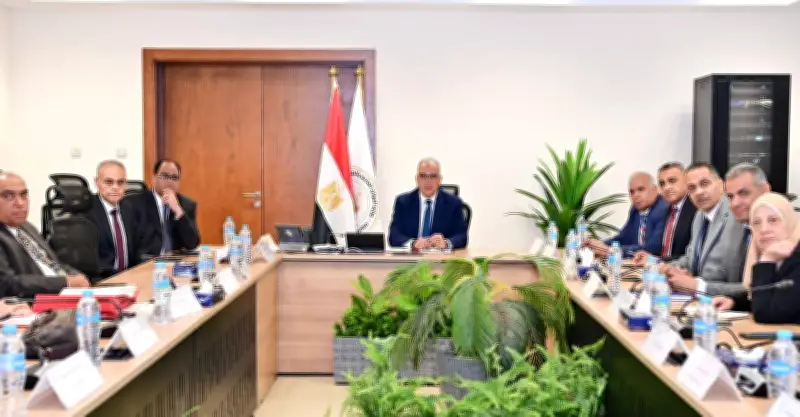 الري تناقش تطورات ظاهرة النينيو وما يرتبط بها من جفاف عالمي