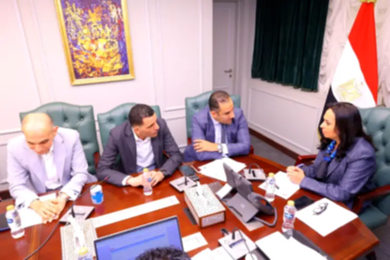 وزيرة التضامن تعلن بحث جميع طلبات النواب لخدمة المواطنين