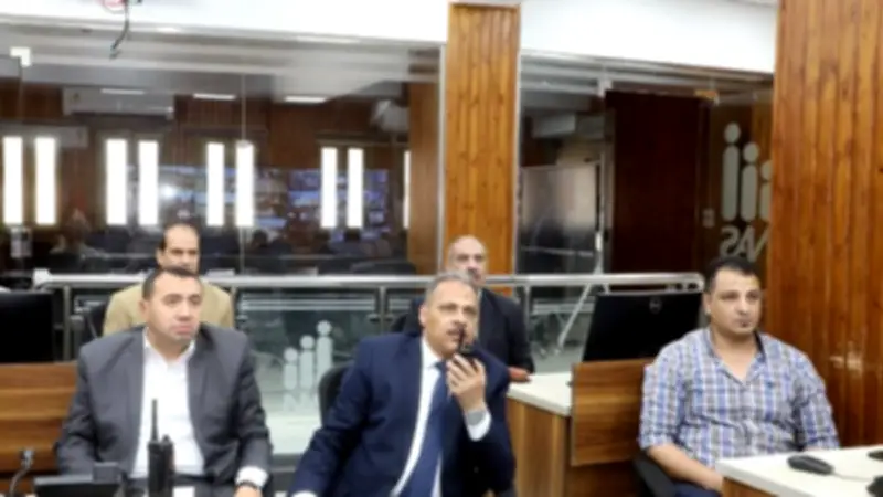 محافظ الشرقية يتابع أعمال النظافة والتجميل عبر مركز السيطرة