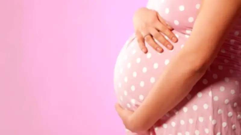 مشروبات تضر الحامل والجنين في الطقس الحار