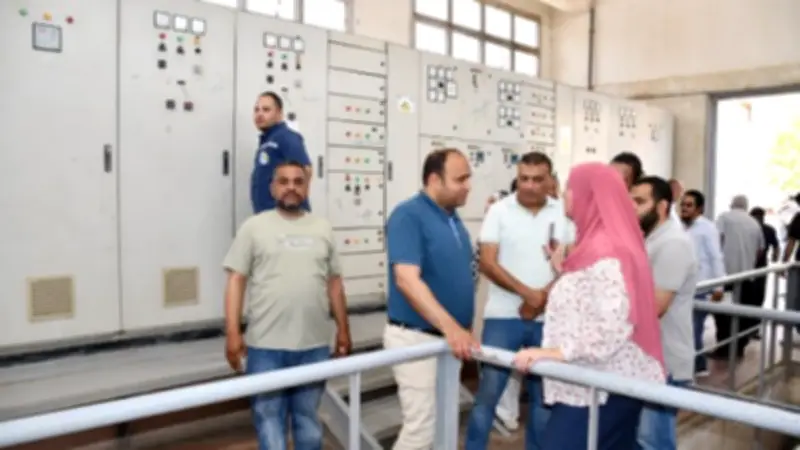 رئيس مياه الجيزة يتفقد مركزي الصف وأطفيح لتحسين الخدمات