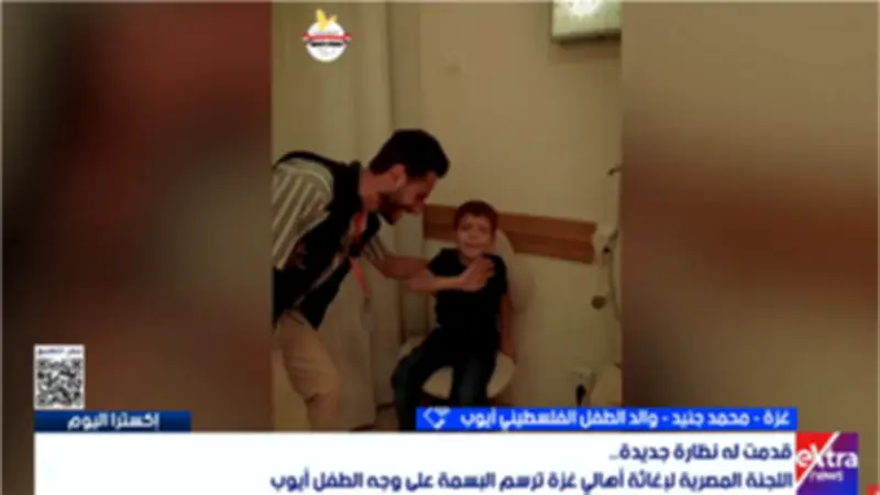 والد الطفل الفلسطيني أيوب: اللجنة المصرية استجابت سريعاً لعلاج نجلي