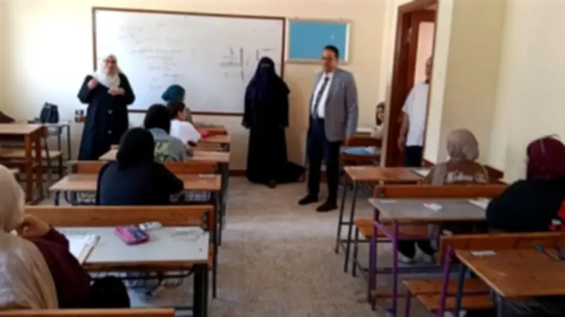 محافظ الغربية يتابع انتظام امتحانات الشهادة الإعدادية ويؤكد توفير الأجواء المناسبة للطلاب