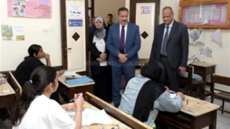 محافظ بورسعيد يتفقد لجان الإعدادية ويشدد على توفير بيئة هادئة للطلاب