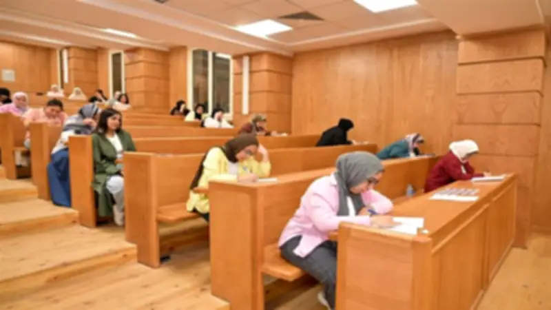 التعليم تحقق في تسريب امتحاني العربي والدين للإعدادية بكفر الشيخ والدقهلية