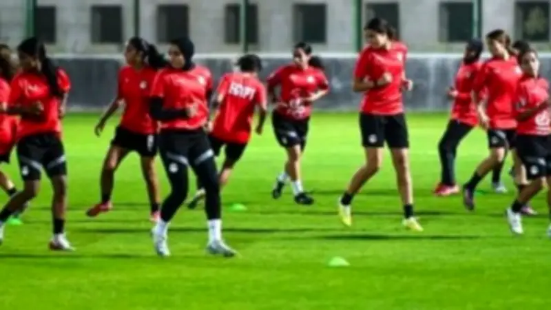 منتخب مصر للكرة النسائية يختتم تدريباته لمواجهة تونس ودياً