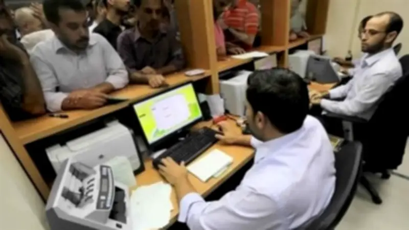 رئيس الوزراء يوافق على ترقية الموظفين المخاطبين بقانون الخدمة المدنية