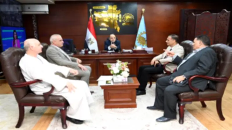 محافظ الغربية يبحث مع النواب والشيوخ تطوير الخدمات للمواطنين