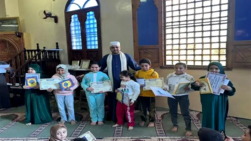 عودة الأطفال للكتاتيب في الإجازة: صيف بطعم القرآن والتجويد