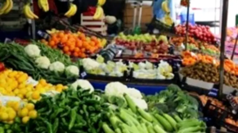 تراجع أسعار الطماطم والفلفل والليمون في سوق العبور اليوم الجمعة