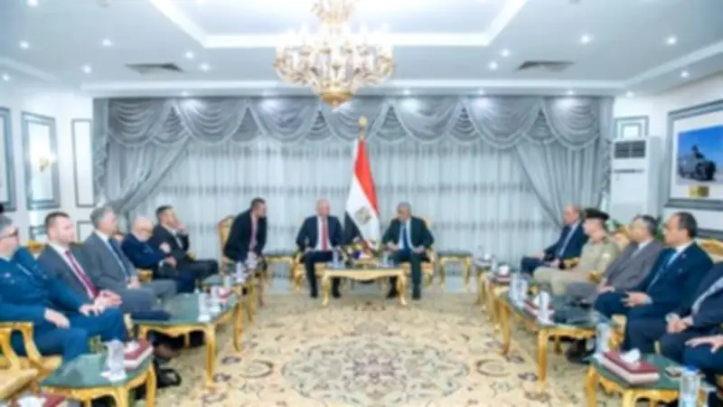 وزير الإنتاج الحربي يبحث مع نائب رئيس وزراء البوسنة تعزيز التعاون في الصناعات الدفاعية