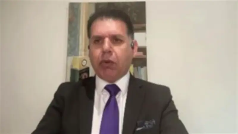 خبير أمني: رسالة زيلينسكي المباشرة إلى موسكو تعكس قناعة أوروبية بإنهاء الحرب