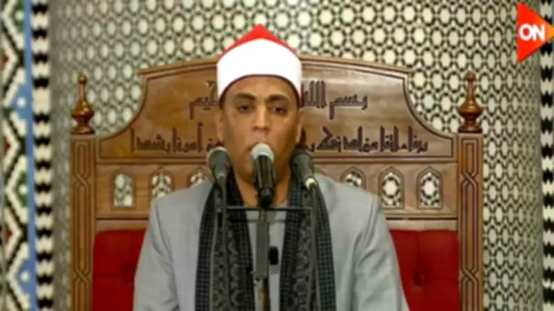 بث مباشر لشعائر صلاة الجمعة من مسجد الحسين بالقاهرة