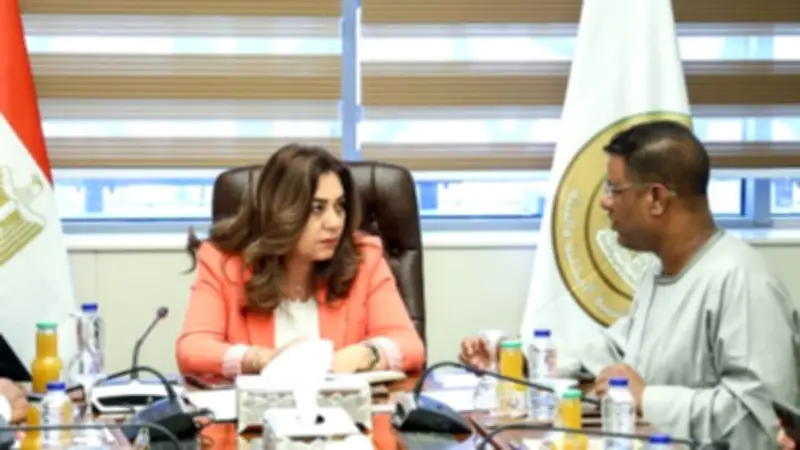 نائب يطالب وزيرة التنمية المحلية بسرعة البت في طلبات التصالح وتحديث الأحوزة العمرانية