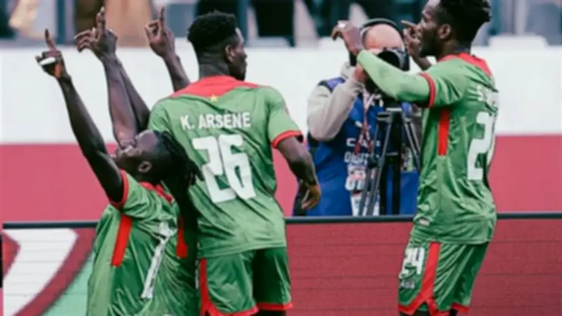 بوركينا فاسو تسقط بثلاثية نظيفة أمام روسيا في أول مواجهة تاريخية
