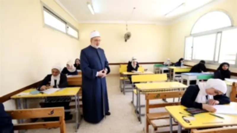 انطلاق امتحانات الثانوية الأزهرية اليوم .. طلاب العلمي يؤدون القرآن والحديث