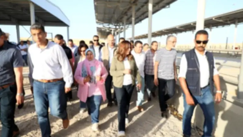 وزيرة التنمية المحلية ومحافظ البحر الأحمر يتفقدان أكبر مجزر آلي بالغردقة
