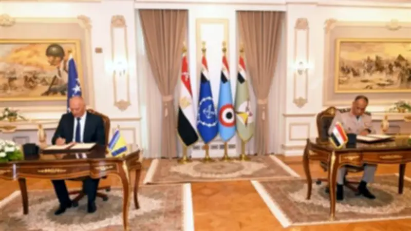 وزير الدفاع المصري يلتقي نظيره البوسني لبحث التعاون العسكري