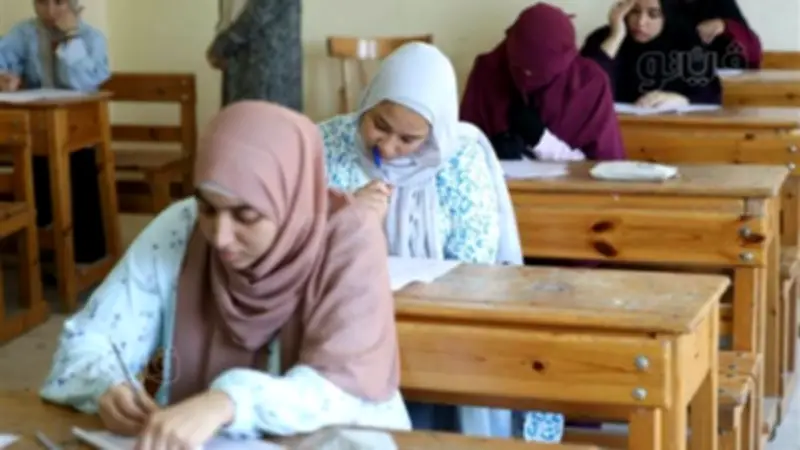 امتحان القرآن لطلاب القسم العلمي بالثانوية الأزهرية في أجواء هادئة