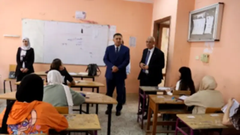محافظ القليوبية يتفقد امتحانات الثانوية الأزهرية والإعدادية في أجواء هادئة