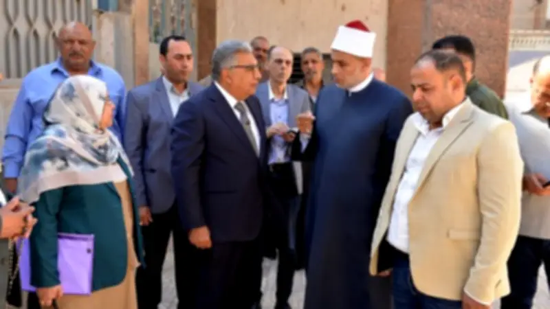 محافظ الدقهلية يتفقد لجان امتحانات الثانوية الأزهرية بالمنصورة ويطمئن على سيرها