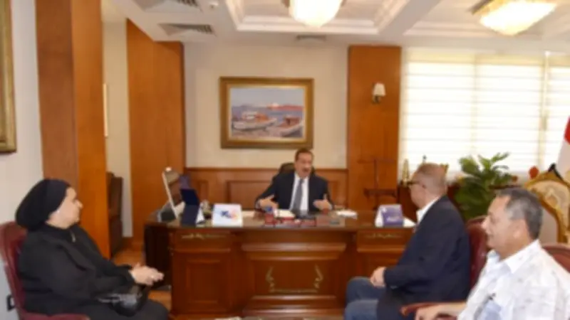 أبو ليمون يبحث مع جمعية بورسعيد التاريخية سبل الحفاظ على التراث