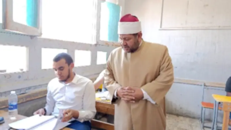 متابعة امتحانات الثانوية الأزهرية بأسوان وانتظام اللجان
