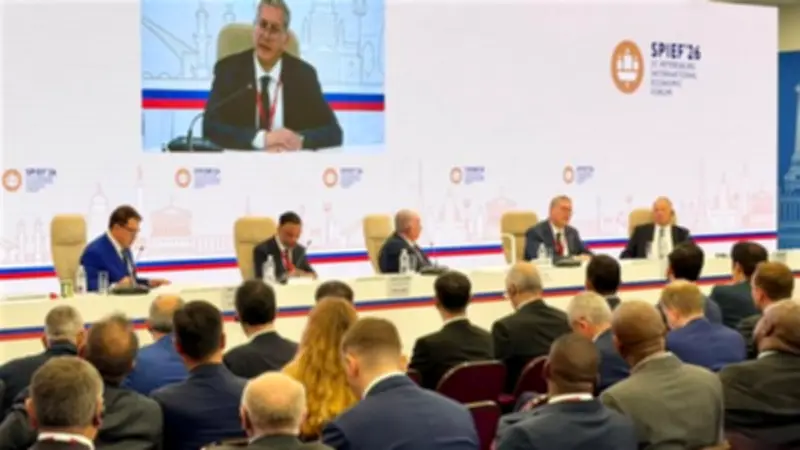 وزير البترول يشارك في جلسة حول مستقبل الطاقة بمنتدى سان بطرسبرج