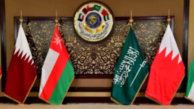 أمين عام الخليجي: الاعتداءات الإيرانية تهديد مباشر لأمن المنطقة