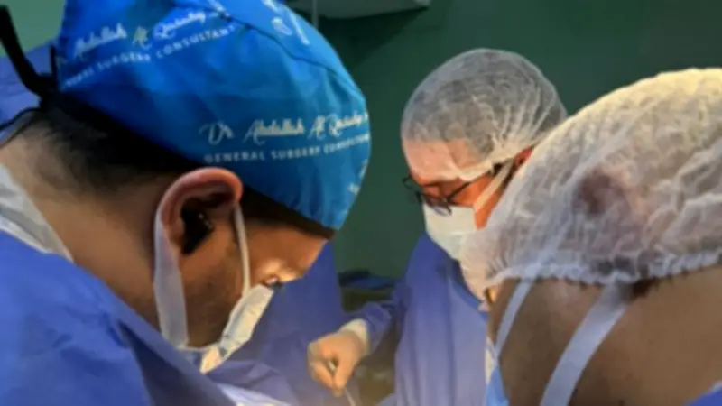 لأول مرة في الدقهلية: استئصال ناسور معوي مثاني بالدباسة الجراحية