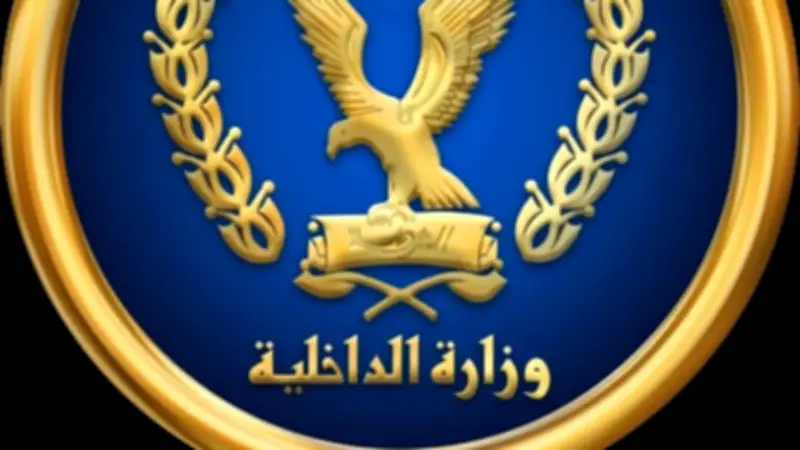 طالب ثانوي يقتل اثنين ويصيب أربعة من أسرته بسبب خلافات الميراث في دمياط