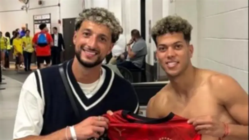 إمام عاشور ينشر صورة مع وسام أبو علي ويعلق "أخويا" بعد مباراة مصر والبرازيل