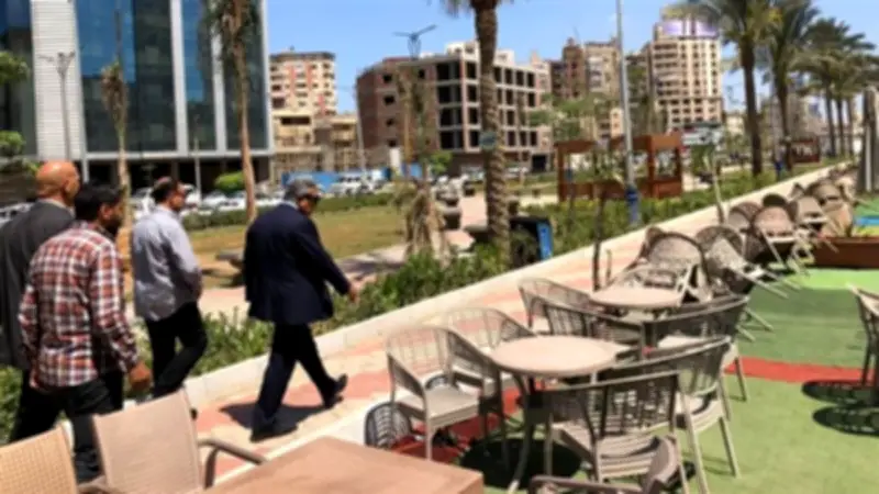 محافظ الدقهلية يتفقد حدائق حي شرق وميدان أم كلثوم بالمنصورة