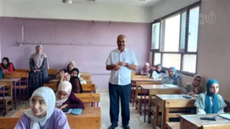 وكيل تعليم بني سويف يتفقد لجان امتحان الجبر للشهادة الإعدادية
