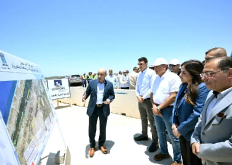 رئيس الوزراء يتفقد مشروع محور اللواء عمر سليمان بالإسكندرية