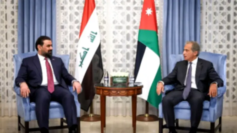رئيس وزراء الأردن: الظروف الإقليمية تستدعي توسيع التعاون مع العراق