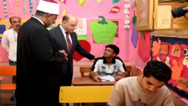 محافظ الغربية: طلاب الأزهر نموذج مشرف في الجد والاجتهاد