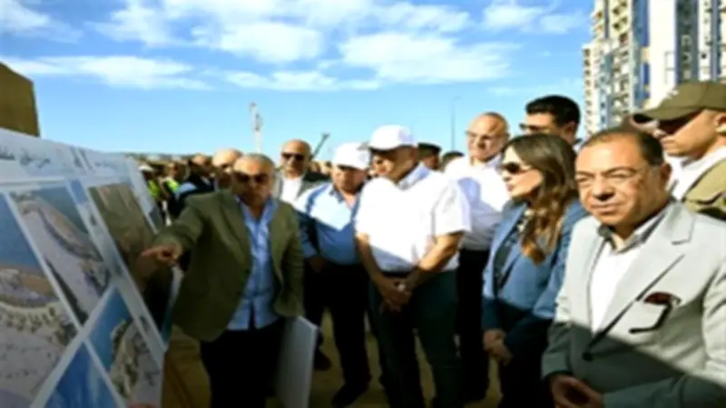 رئيس الوزراء يتفقد تطوير منطقة بئر مسعود بميامي بالإسكندرية