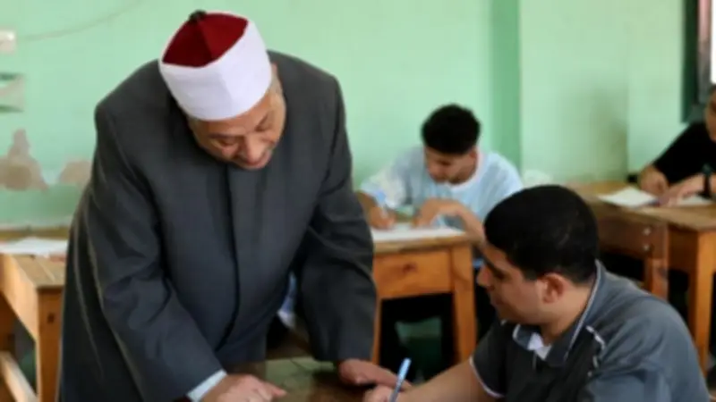 غرفة عمليات الأزهر: لا شكاوى من صعوبة أسئلة الثانوية الأزهرية