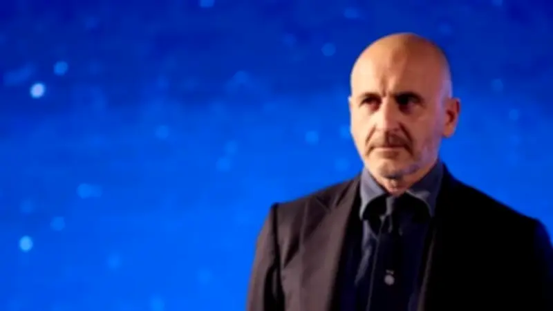 إنتر ميلان يؤكد انتقال دومفريس لريال مدريد ويسعى لضم جونز