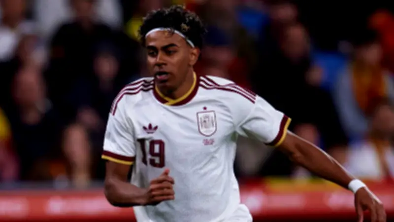 لامين يامال يطلق وعدا مثيرا حال فوز إسبانيا بكأس العالم