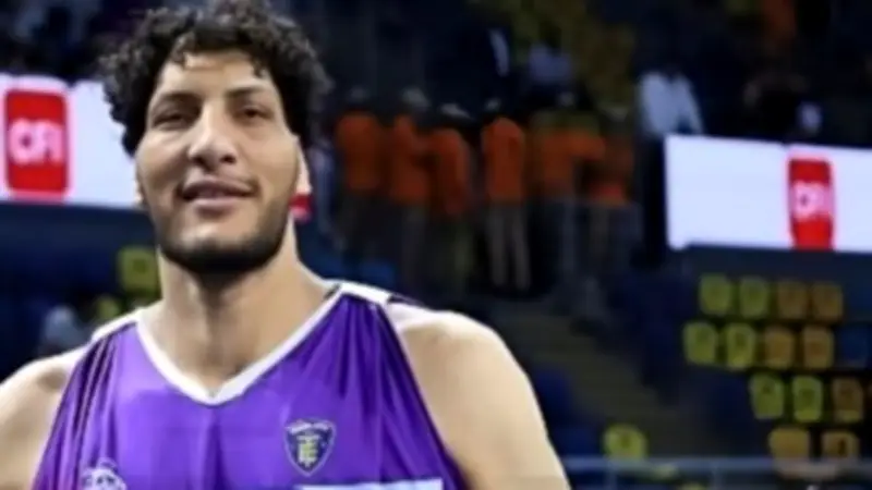 مدرب الهومنتمن يعتذر لحمد فتحي: أردت رؤيتك متألقا