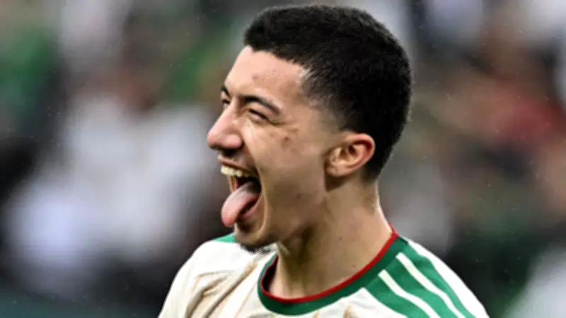 مازة يحذر من استفزازات الأرجنتين ويعد بمفاجأة ميسي في كأس العالم