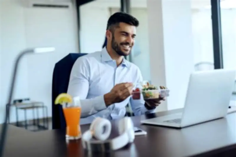 مشروبات صباحية تساعد على التركيز والانتعاش في أيام الصيف الحارة